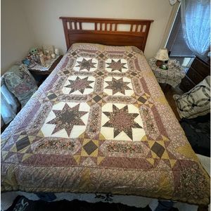New Floral Patchwork Quilt